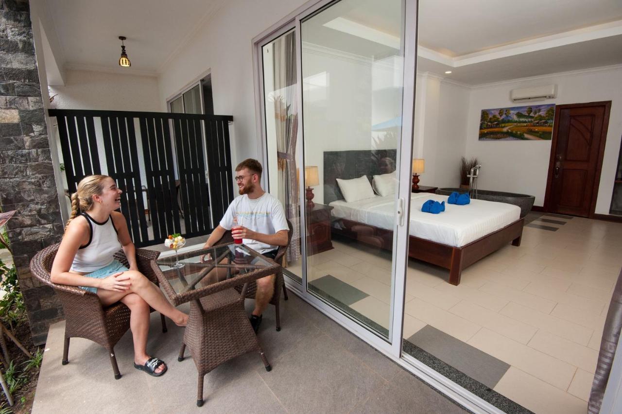 Mad Monkey Hostel Siem Reap Zewnętrze zdjęcie