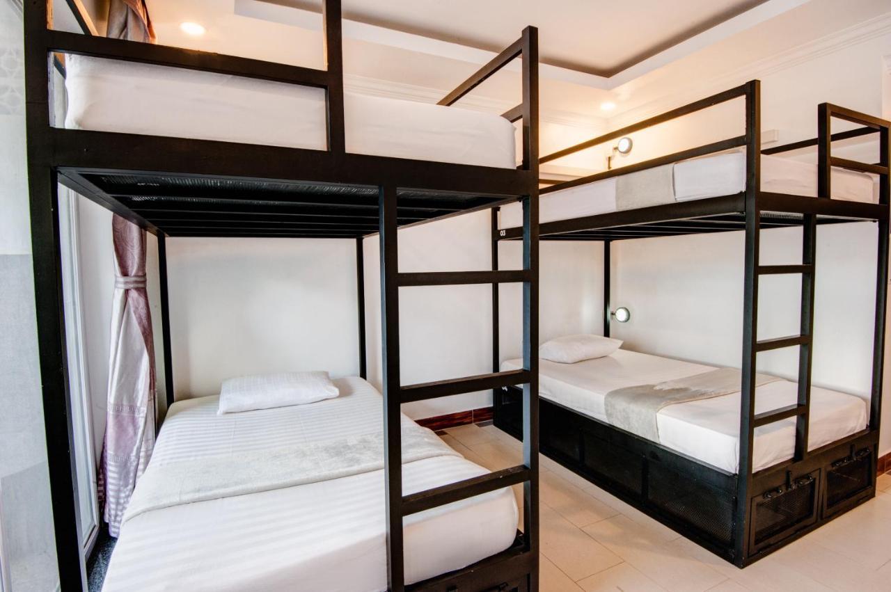 Mad Monkey Hostel Siem Reap Zewnętrze zdjęcie